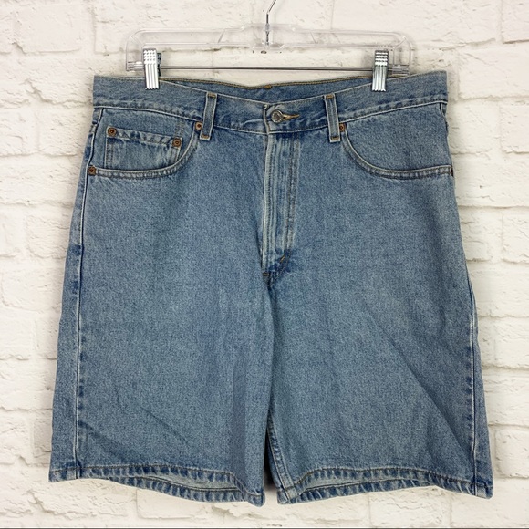 Levi’s 550 Vintage Relaxed Fit HighRise Mom Shorts - Picture 2 of 6